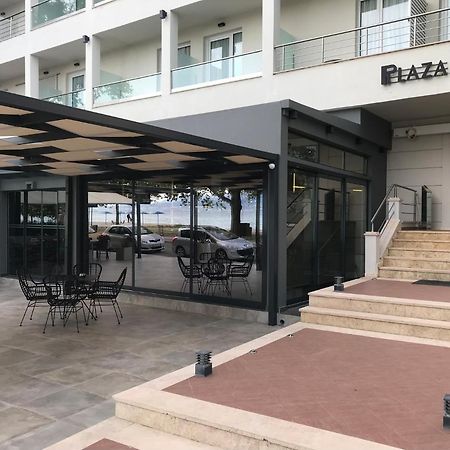 נפפקטוס Plaza Hotel מראה חיצוני תמונה