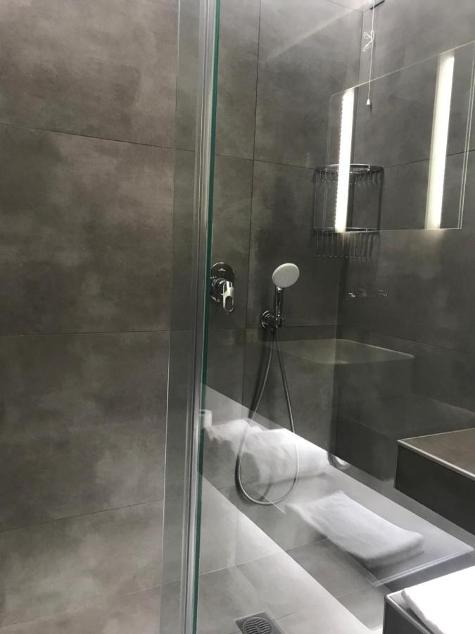 נפפקטוס Plaza Hotel מראה חיצוני תמונה