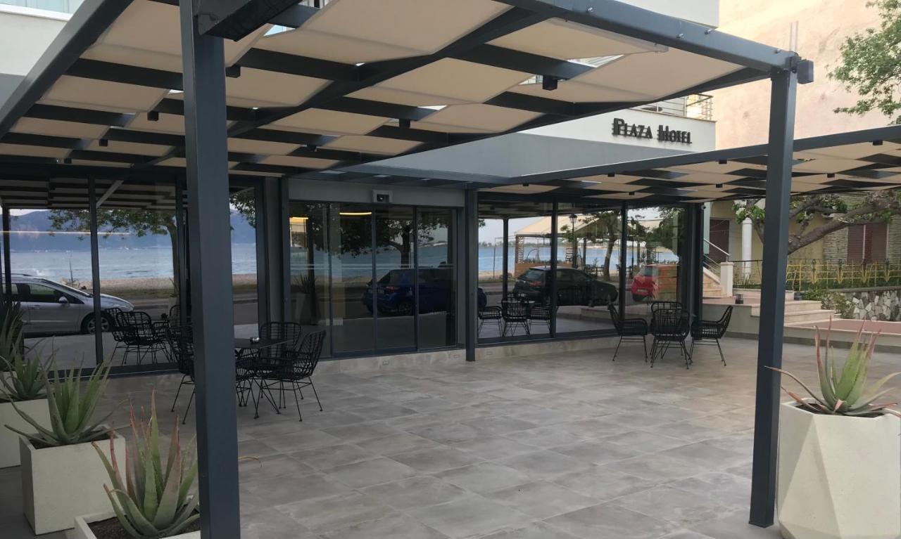 נפפקטוס Plaza Hotel מראה חיצוני תמונה